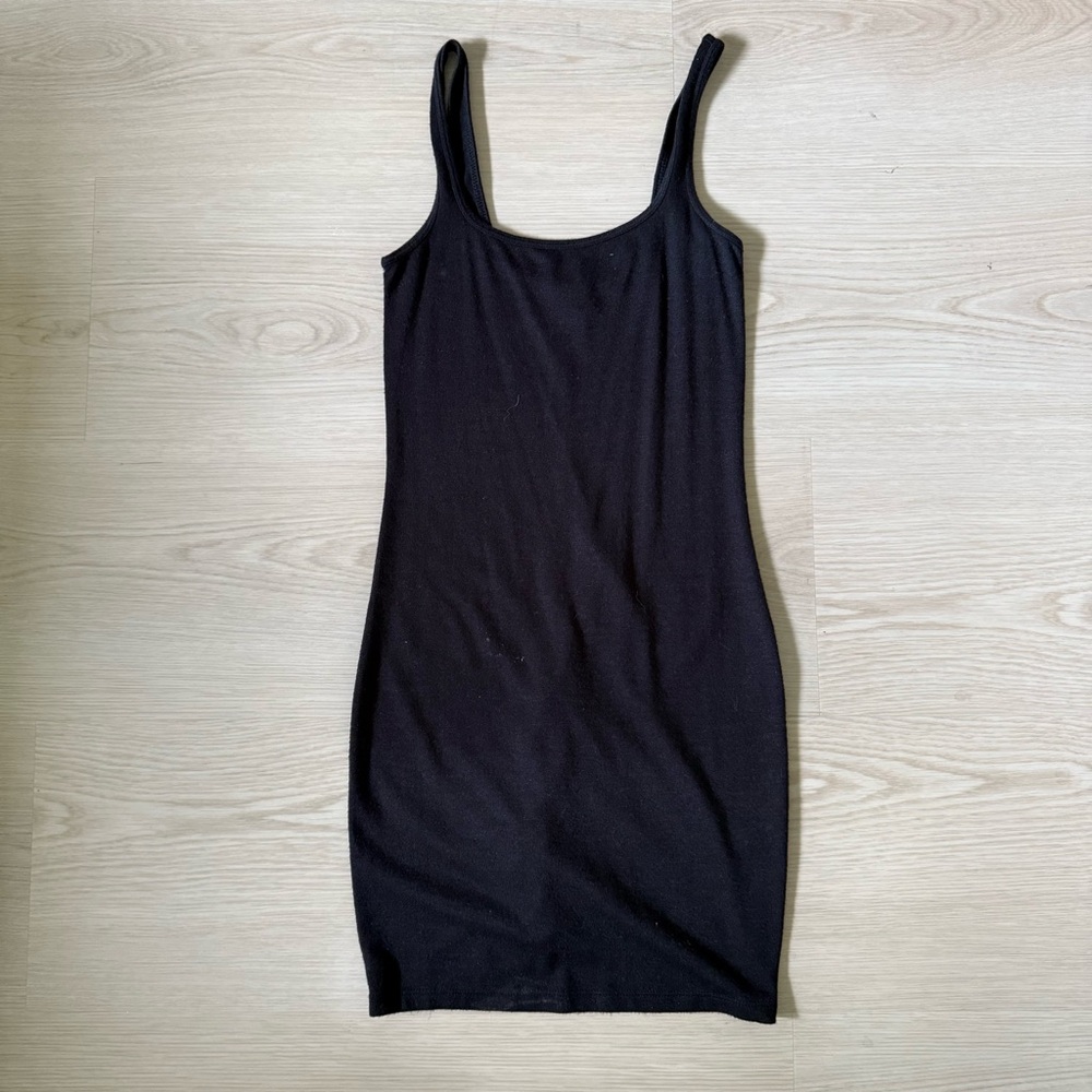 Aritzia little black dress